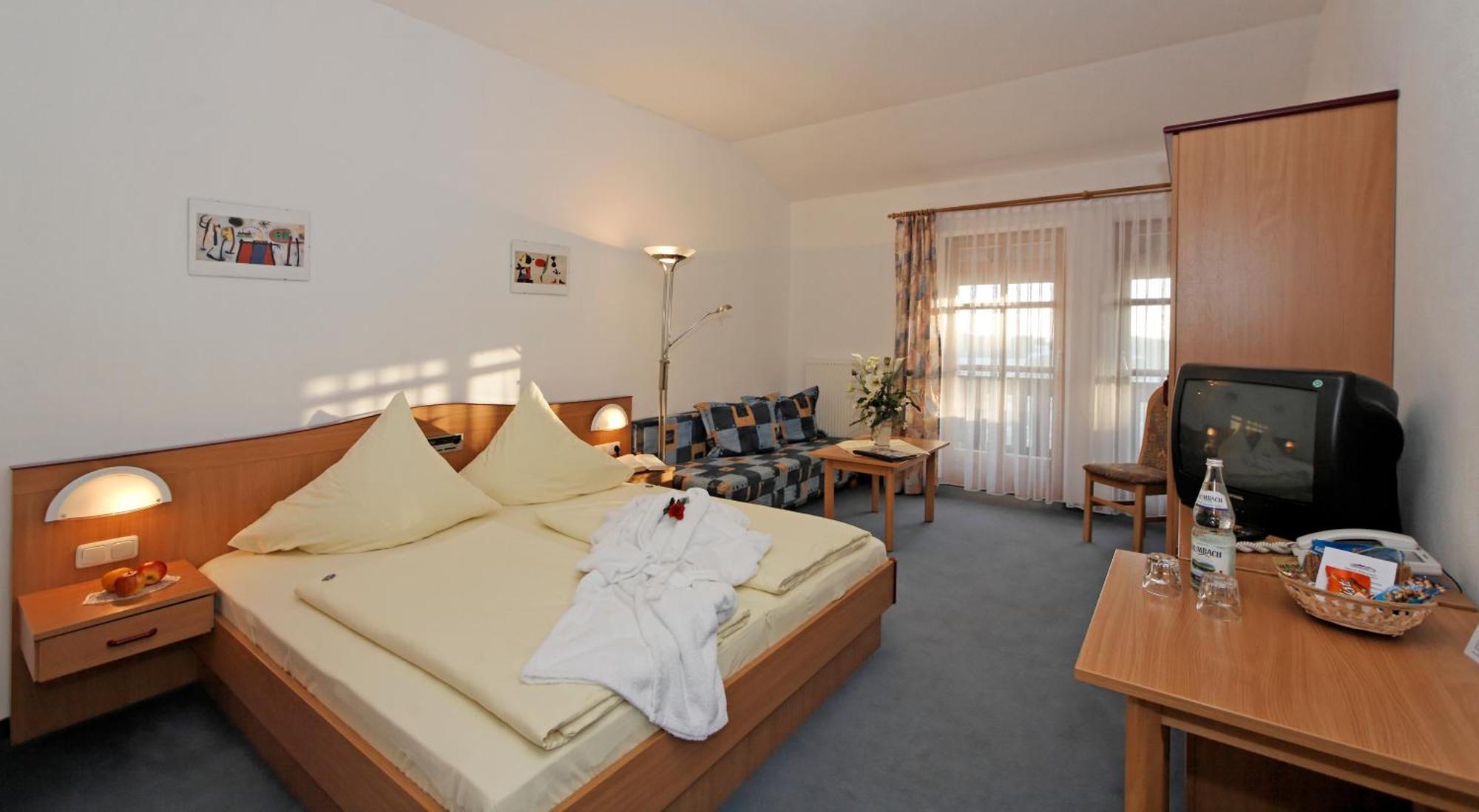 Landhotel Tannenhof Шпіґелау Екстер'єр фото